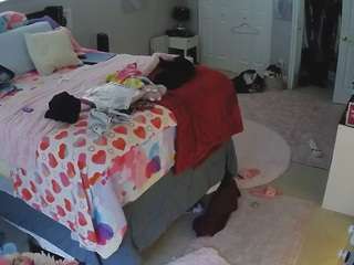voyeurcam-house-charleys-room camsoda