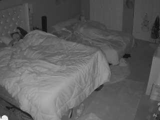 voyeurcam-house-charleys-room camsoda