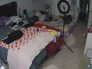 voyeurcam-house-charleys-room camsoda