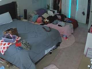 voyeurcam-house-charleys-room
