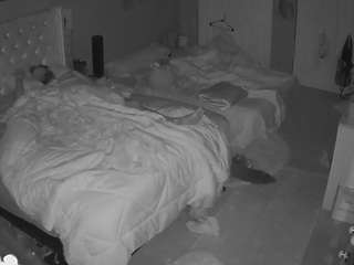 voyeurcam-house-charleys-room