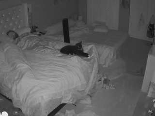 voyeurcam-house-charleys-room