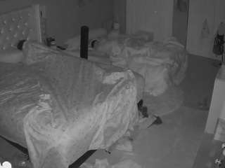 voyeurcam-house-charleys-room