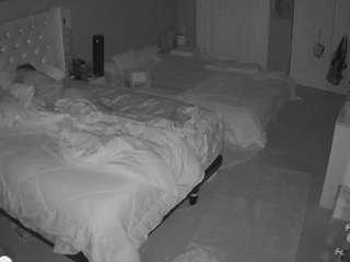 voyeurcam-house-charleys-room