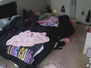 voyeurcam-house-charleys-room