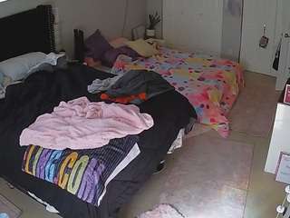 voyeurcam-house-charleys-room