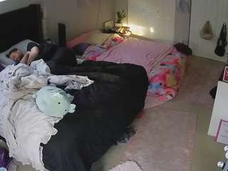 voyeurcam-house-charleys-room camsoda