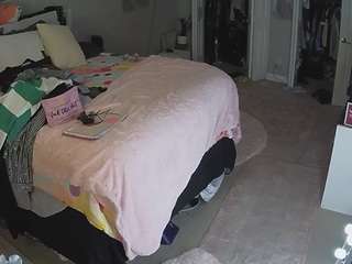 voyeurcam-house-charleys-room