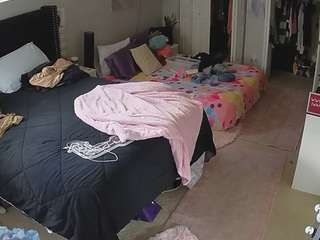 voyeurcam-house-... Live Webcam on CamSoda