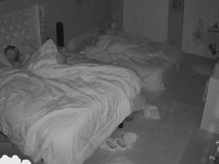 voyeurcam-house-charleys-room