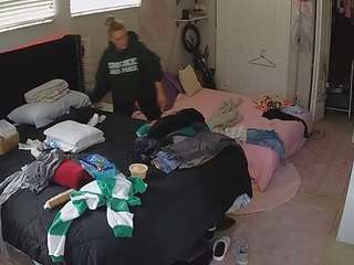 voyeurcam house charleys room