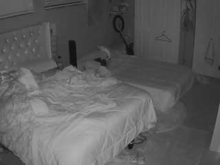 voyeurcam house charleys room