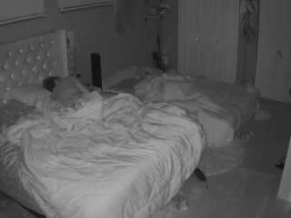 voyeurcam-house-charleys-room