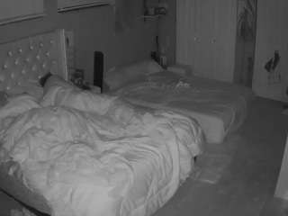 voyeurcam-house-charleys-room