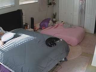 voyeurcam-house-charleys-room