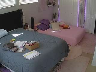 voyeurcam-house-charleys-room