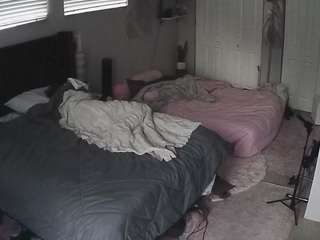voyeurcam-house-charleys-room