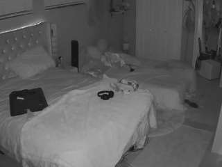 voyeurcam-house-charleys-room