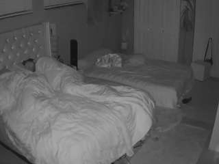voyeurcam-house-charleys-room