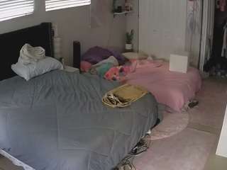 voyeurcam-house-charleys-room