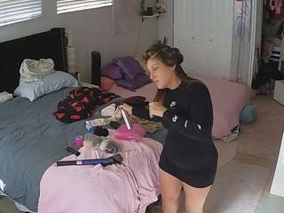 voyeurcam-house-charleys-room