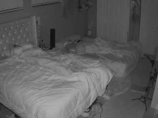 voyeurcam-house-... Live Webcam on CamSoda