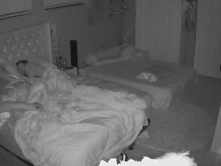voyeurcam-house-charleys-room