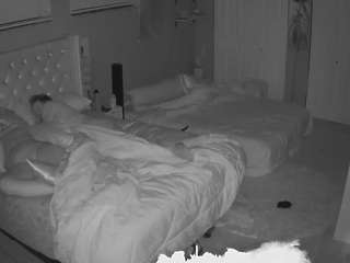 voyeurcam-house-charleys-room