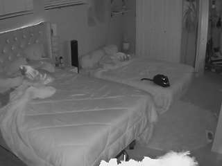 voyeurcam house charleys room