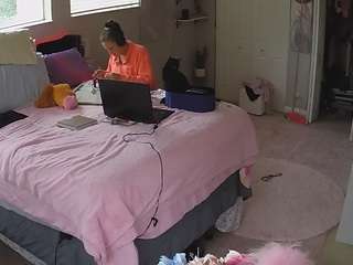 voyeurcam-house-charleys-room