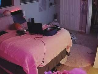 voyeurcam-house-charleys-room