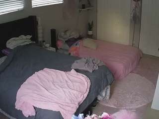 voyeurcam-house-charleys-room