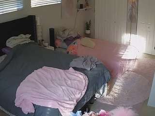 voyeurcam-house-charleys-room