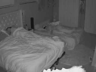 voyeurcam-house-charleys-room
