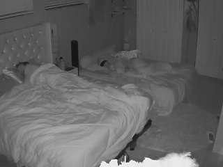 voyeurcam-house-charleys-room