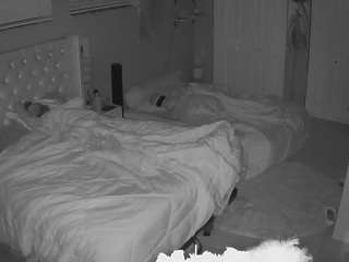 voyeurcam-house-charleys-room