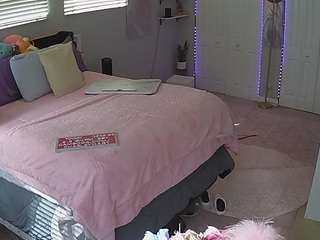 voyeurcam-house-charleys-room
