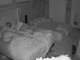 voyeurcam-house-charleys-room