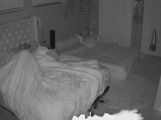 voyeurcam-house-charleys-room