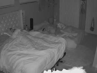 voyeurcam-house-charleys-room