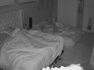 voyeurcam-house-charleys-room