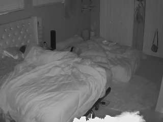voyeurcam-house-charleys-room
