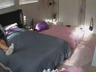 voyeurcam-house-charleys-room