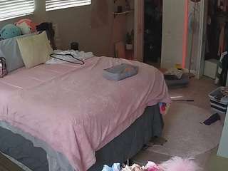 voyeurcam-house-charleys-room