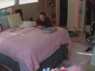 voyeurcam-house-charleys-room