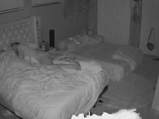 voyeurcam-house-charleys-room Live Webcam on CamSoda