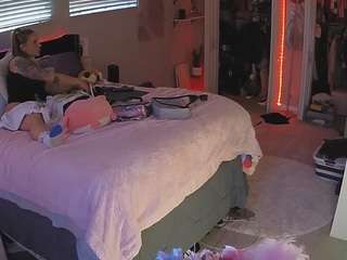 voyeurcam-house-charleys-room