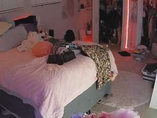 voyeurcam-house-charleys-room