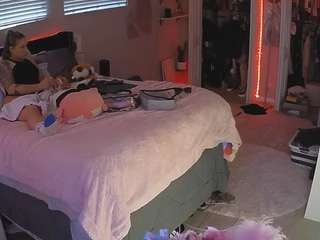 voyeurcam-house-charleys-room