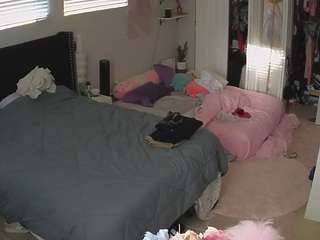 voyeurcam-house-charleys-room